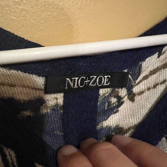 Nic + Zoe floral linen blend top L - Picture 5 of 7